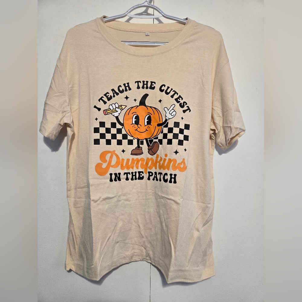 Pumpkin Teacher Graphic Tee Fall Halloween Shirt “I‎ Teach the Cutest Pumpkins"
